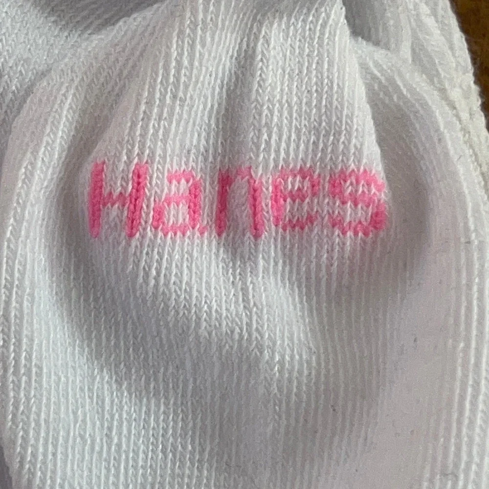 Hanes Womens OS White EcoSmart Recycled Low Cut Athletic Socks New